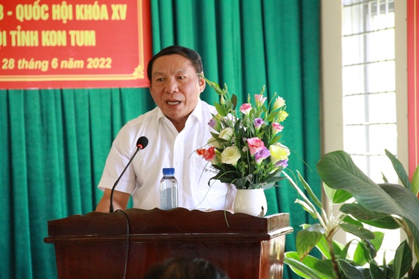 Bộ trưởng Nguyễn Văn Hùng tiếp xúc cử tri 